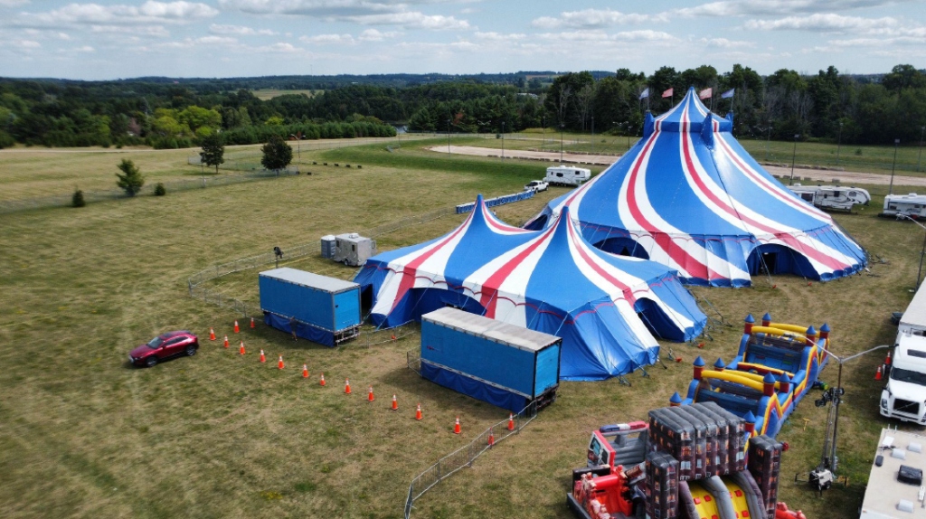 The Great Benjamin Circus 2