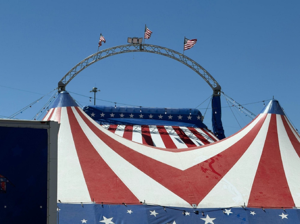 Circus Golden Star 2