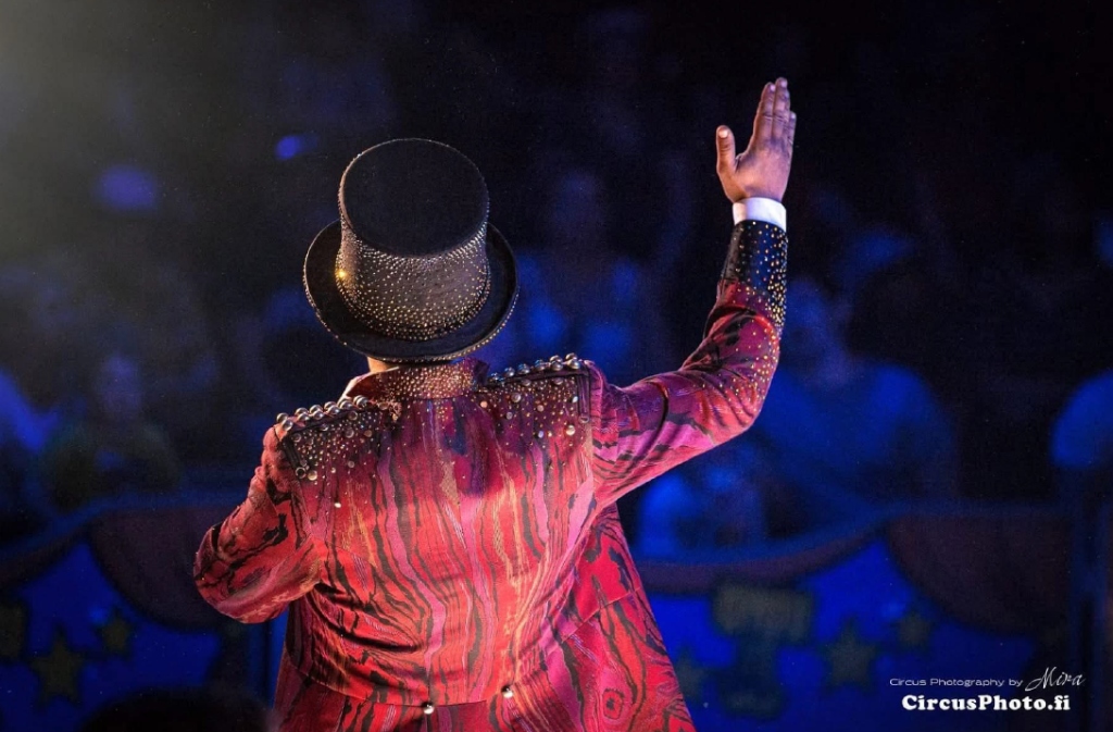 Circus Golden Star 3